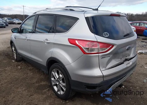 2015 Ford Escape Titanium из США, поврежденный, VIN 1FMCU9JX7FUA34547
